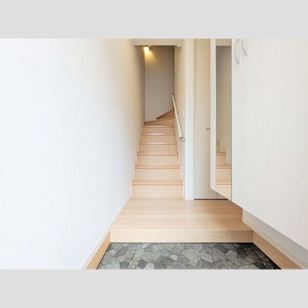 グランシエル・K 玄関