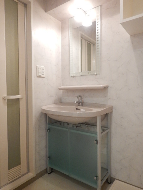 ガラ・シティ日本橋茅場町 洗面