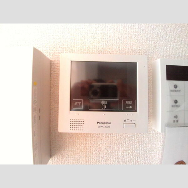 リディア102号室 テレビ付インターホン