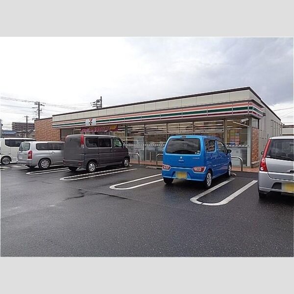 D-room朝日 セブンイレブン木更津朝日1丁目店　325m