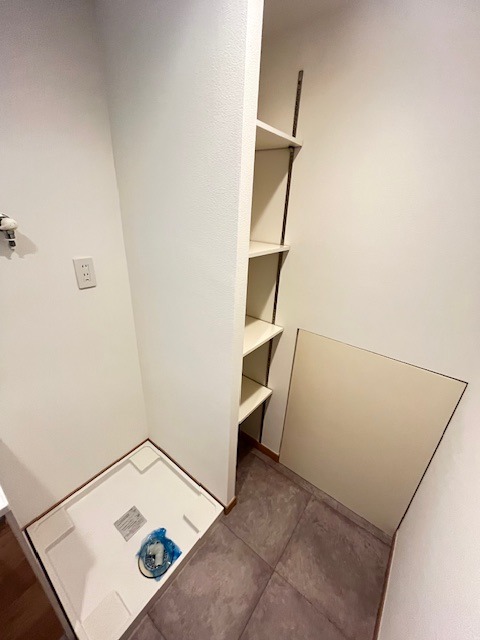 レジディア六本木檜町公園5階 洗濯機置場