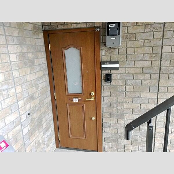 レスティア 玄関