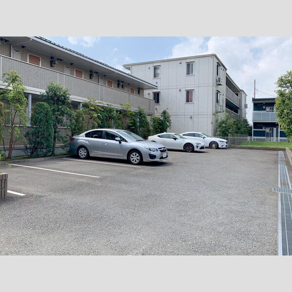 VerduraⅠ/Ⅱ　Ⅱ206号室 駐車場