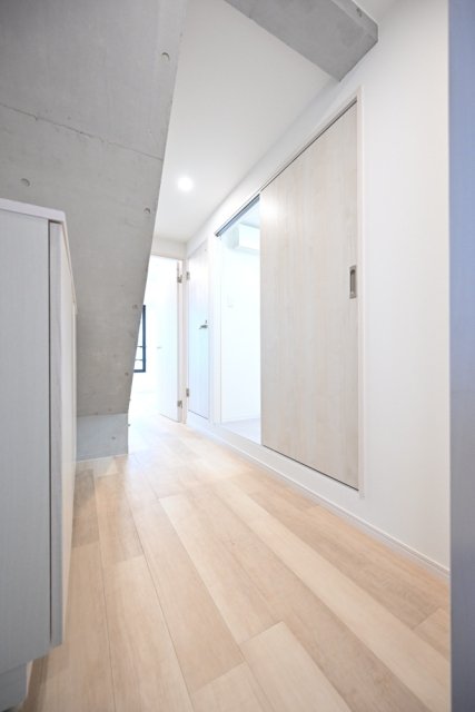 ＥＳ－Ｇｒａｎｄｅ文京白山4階 玄関