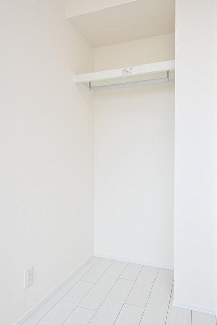 長楽町屋レジデンス4階 オープンクローゼット