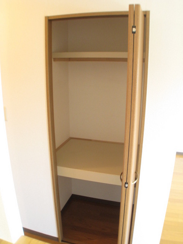 メゾン・デュ・リラ 収納