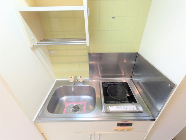 ウインベルソロ朝霞ナンバーワン214号室 キッチン