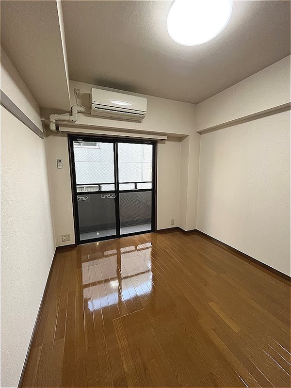 ガーラ駒沢大学 リビング