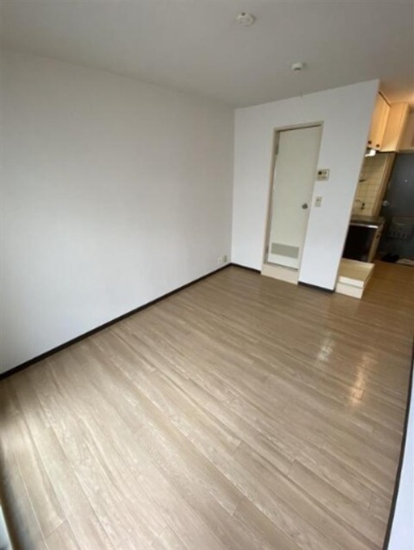 美和プラザ富士見ヶ丘1階 リビング