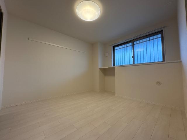 ｓｕｎｓｈｉｎｅ　ｒｅｓｉｄｅｎｃｅ302号室 洋室