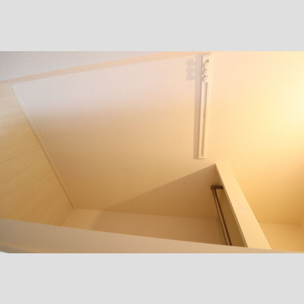 クレイン クローゼット