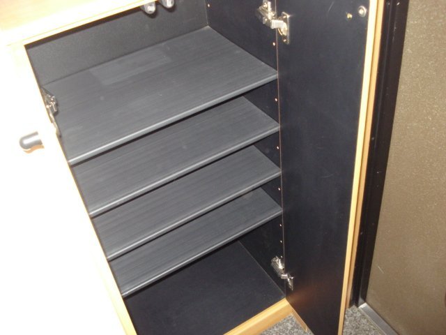 新道ハイツ 下駄箱