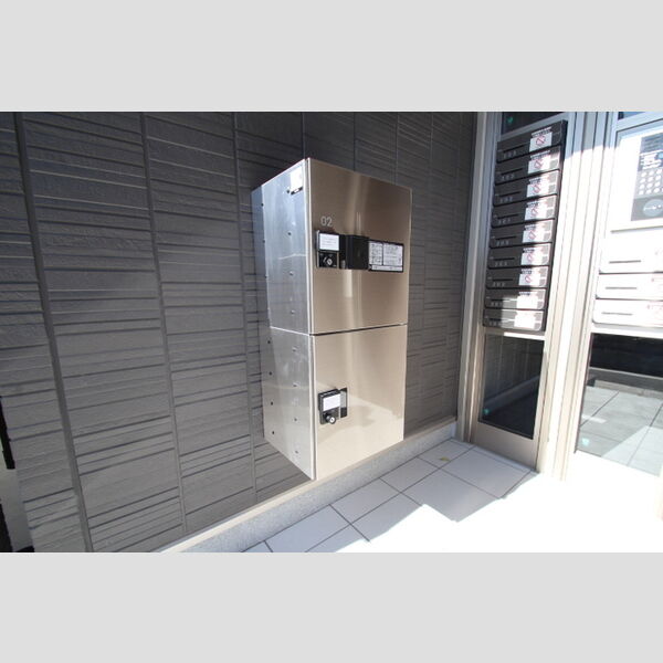 パレドールモア 宅配ボックス