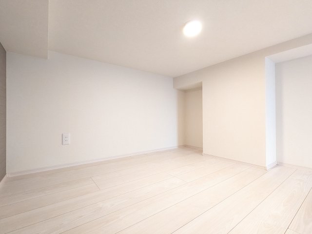 エイチワイコネクト東大泉0105号室 リビング