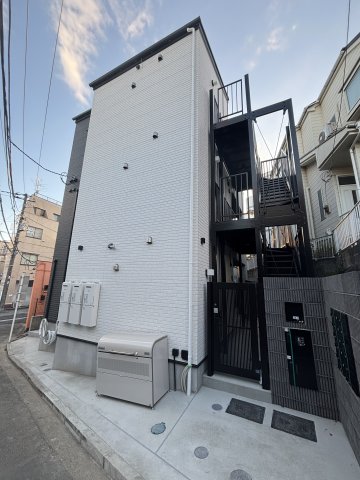 ルミナ境之谷0303号室 エントランス