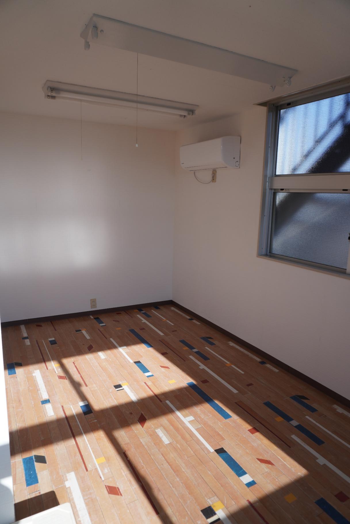 高明ビル もちろんエアコン付き