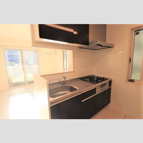 サンマーレン　B棟 対面式キッチン