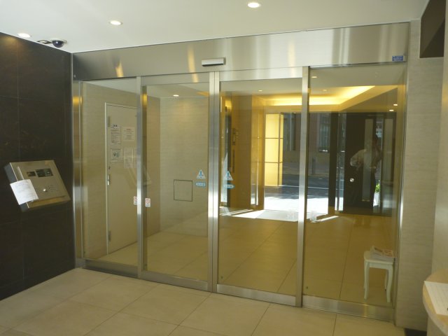スパシエ八王子クレストタワー605号室 エントランス