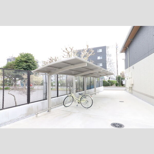 CLASSEUM桶川泉Ⅰ/Ⅱ　Ⅱ 駐輪場