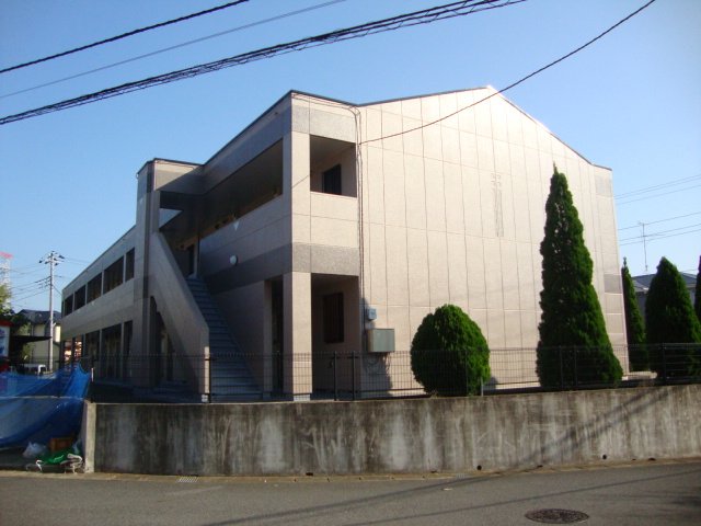 クレイスヴィラ 外観写真（昼）