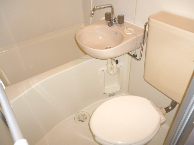 エレガンス六浦3階 部屋その他