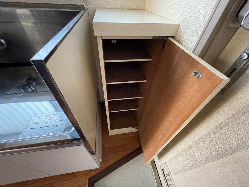 アローメイク 下駄箱