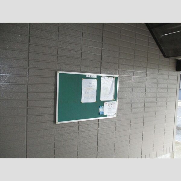 メゾンドォ渕谷　AB エントランス