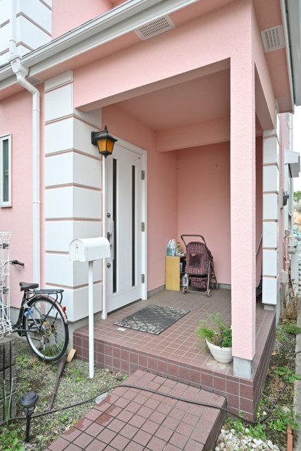 岸根町戸建 玄関