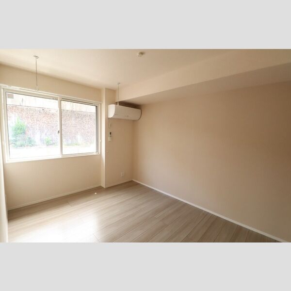 グランテージ海神F102号室 洋室