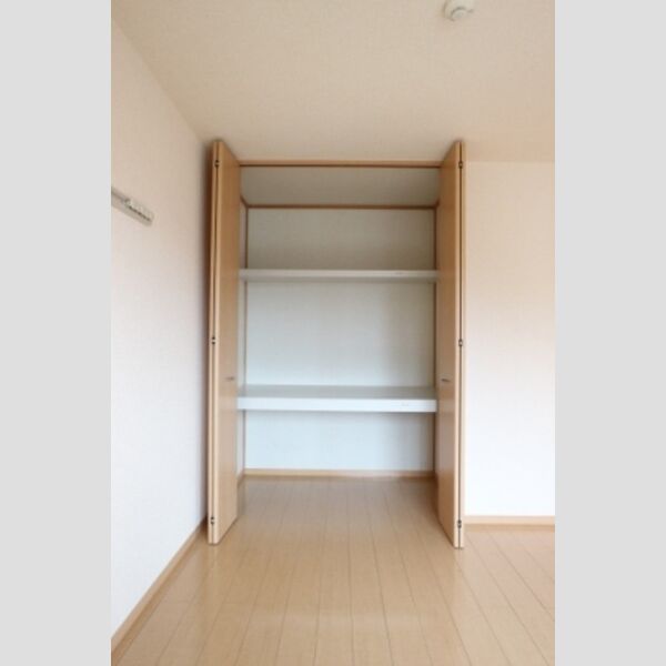 ヴィラ・エスペランサA201号室 収納