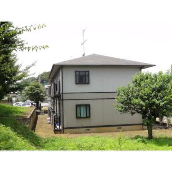 モンテベルデ202号室 外観