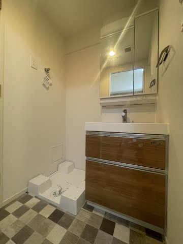 ハーモニーレジデンスグローバルキャピタル1005号室 洗面