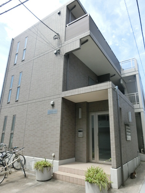 フレックスウィズ矢向0203号室 皆様をお迎えするエントランスです☆