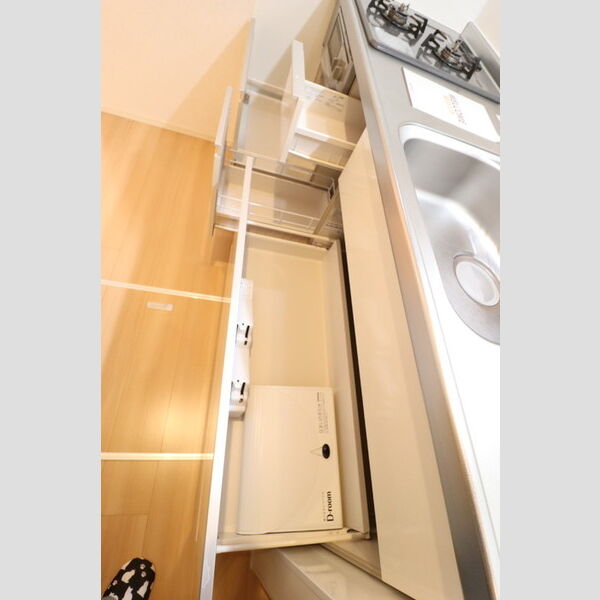 マリンハイツ幕張 キッチン　収納