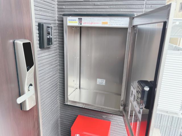 さくらベール 宅配ボックス