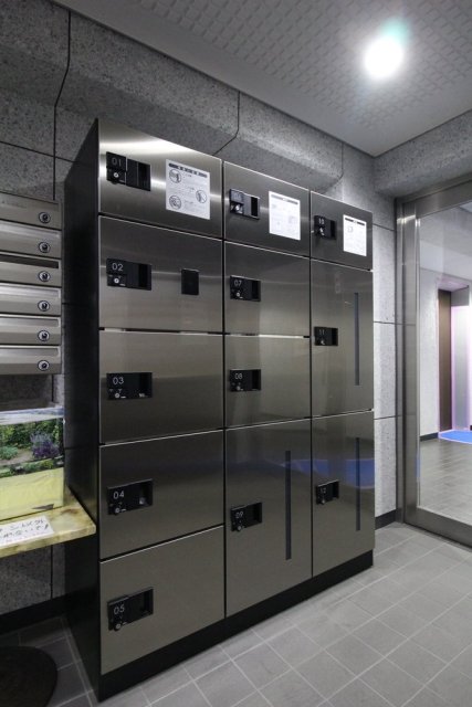 バルミー六本木2階 宅配BOX