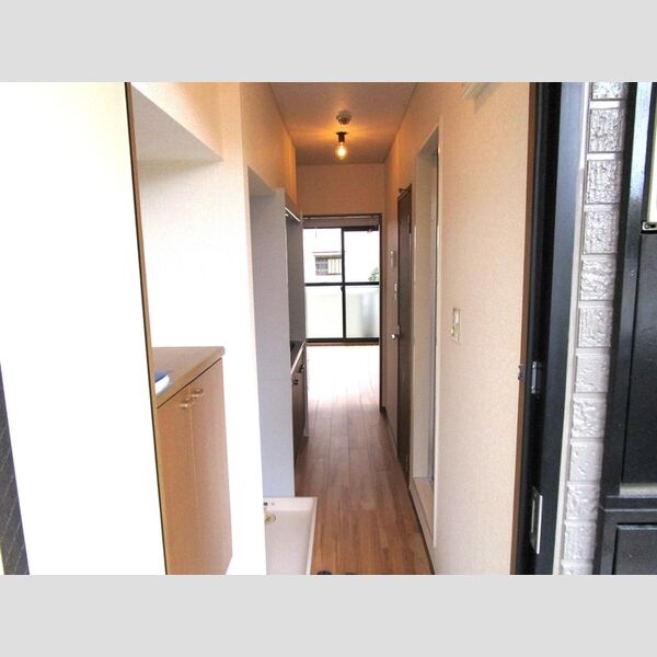 プレアディス2000108号室 玄関