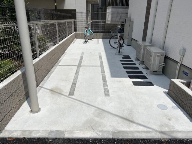 ＣＯＳＭＯＳ　Ⅱ 外観写真（昼）