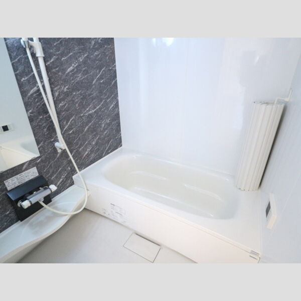 GRAND　SOREIL103号室 追い焚き機能付の一坪風呂