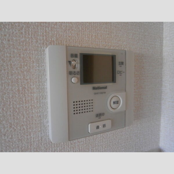 サンライトヒルズ201号室 TVインターホン(エントランスオートロック開錠機能付き)