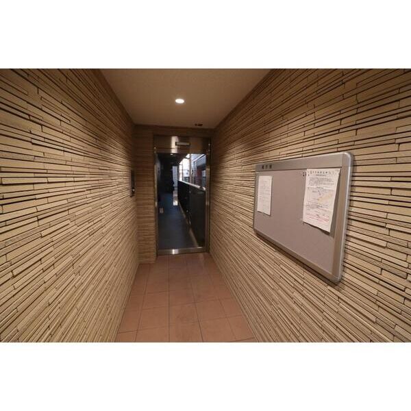 Westen　Azalee203号室 エントランス