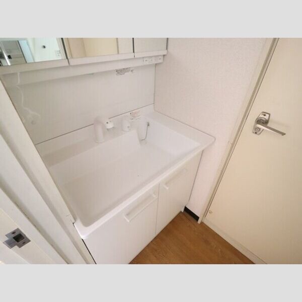 アーバンクレストⅢ　B 洗髪洗面化粧台