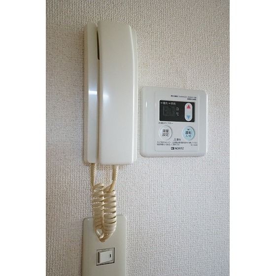 ユーハイツ0105号室 インターホン