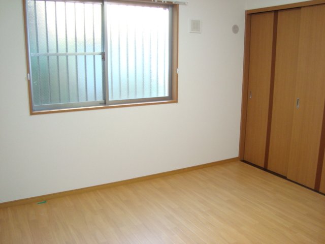 ワースファミリア・ユー 洋室