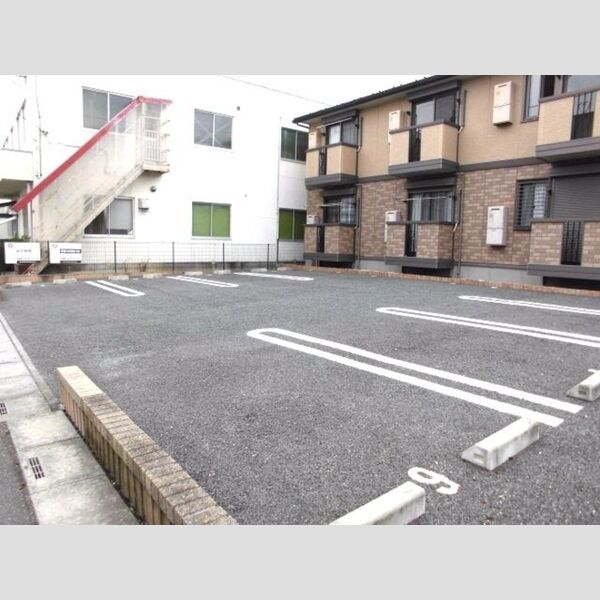 モナリエ富士見 駐車場