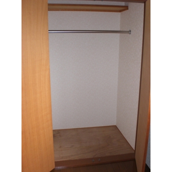 ボヌール湘南205号室 内観