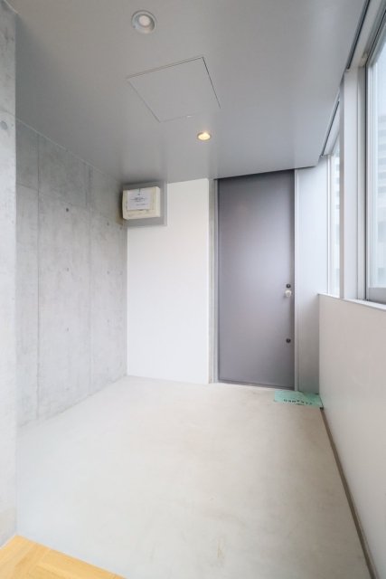 Ｍｏｎ－ｎａｋａ　Ａｐａｒｔｍｅｎｔ　Ｔｅｒｒａｃｅ 玄関