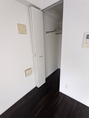 プレミアムキューブ関内204号室 玄関