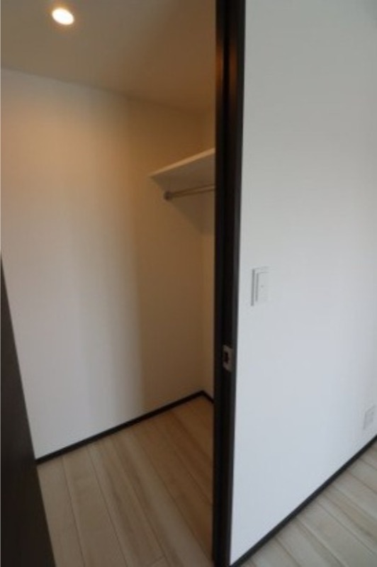 ジェノヴィア南千住Ⅵスカイガーデン6階 収納