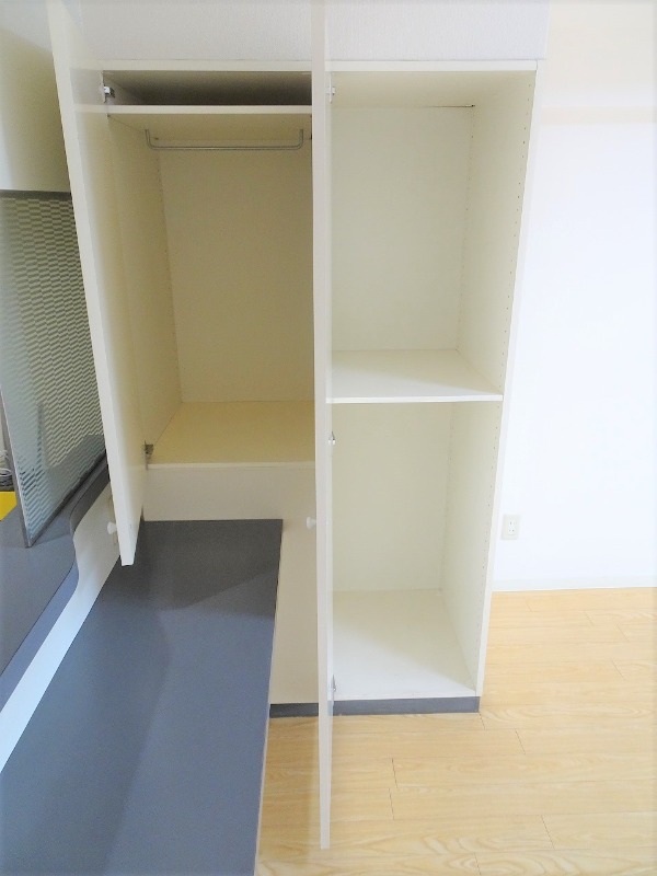 アンダルシア浦安(A-020)3階 収納